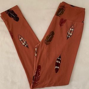 Popular LuLaRoe Leggings😍